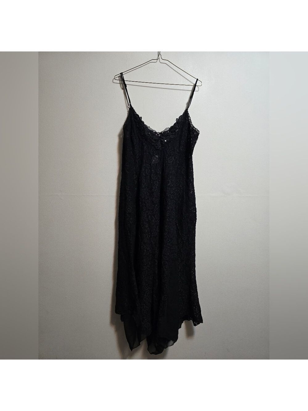 Vintage Elegant Black Lace Nightgown